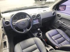 FORD ECOSPORT 1.6 XL 8V 2003/2004 HUBNER MULTIMARCAS FARROUPILHA / Carros no Vale