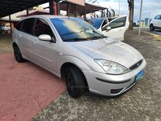 FORD FOCUS 2.0 GLX 16V 2005/2005 HUBNER MULTIMARCAS FARROUPILHA / Carros no Vale