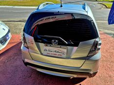 HONDA FIT 1.5 TWIST 16V 2013/2013 HUBNER MULTIMARCAS FARROUPILHA / Carros no Vale