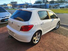 PEUGEOT 307 1.6 PRESENCE PACK 16V 2011/2011 HUBNER MULTIMARCAS FARROUPILHA / Carros no Vale