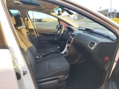 PEUGEOT 307 1.6 PRESENCE PACK 16V 2011/2011 HUBNER MULTIMARCAS FARROUPILHA / Carros no Vale