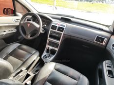PEUGEOT 307 2.0 PRESENCE PACK SEDAN 16V 2010/2010 HUBNER MULTIMARCAS FARROUPILHA / Carros no Vale