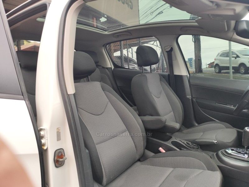PEUGEOT 308 2.0 ALLURE 16V 2013/2014 HUBNER MULTIMARCAS FARROUPILHA / Carros no Vale
