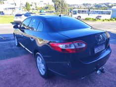 RENAULT FLUENCE 2.0 DYNAMIQUE PLUS 16V 2011/2012 HUBNER MULTIMARCAS FARROUPILHA / Carros no Vale