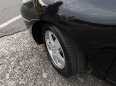 RENAULT FLUENCE 2.0 DYNAMIQUE PLUS 16V 2011/2012 HUBNER MULTIMARCAS FARROUPILHA / Carros no Vale