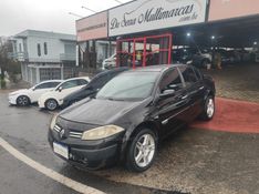RENAULT MÉGANE 1.6 EXPRESSION 16V 2010/2011 HUBNER MULTIMARCAS FARROUPILHA / Carros no Vale