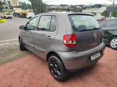 VOLKSWAGEN FOX 1.0 ITREND 8V 2004/2004 HUBNER MULTIMARCAS FARROUPILHA / Carros no Vale