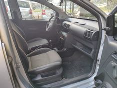 VOLKSWAGEN FOX 1.0 MI TREND 8V 2006/2007 HUBNER MULTIMARCAS FARROUPILHA / Carros no Vale