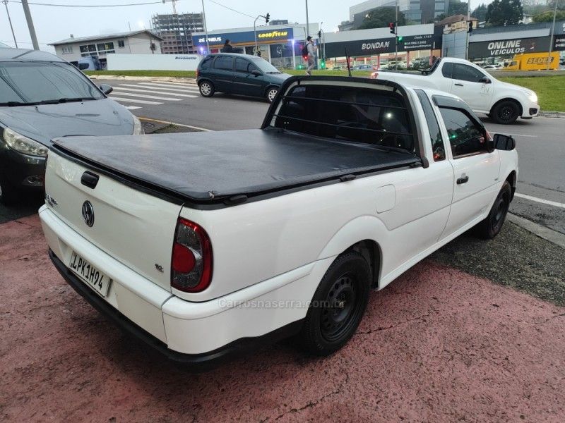 VOLKSWAGEN SAVEIRO 1.6 MI CITY CS 8V G.IV 2009/2010 HUBNER MULTIMARCAS FARROUPILHA / Carros no Vale