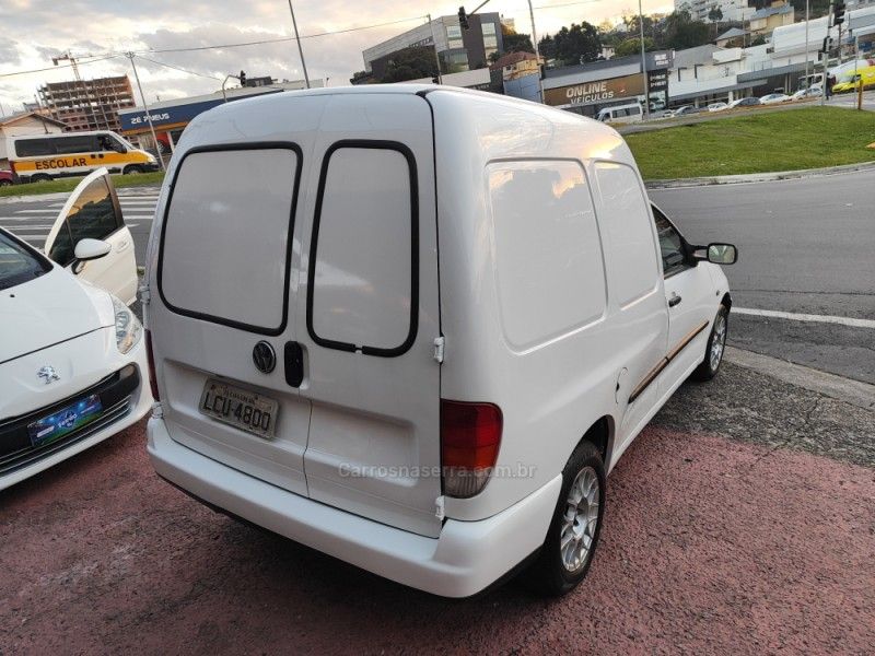 VOLKSWAGEN VAN 1.6 MI 8V 1999/1999 HUBNER MULTIMARCAS FARROUPILHA / Carros no Vale