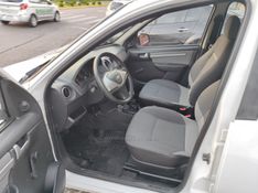 VOLKSWAGEN VAN 1.6 MI 8V 1999/1999 HUBNER MULTIMARCAS FARROUPILHA / Carros no Vale