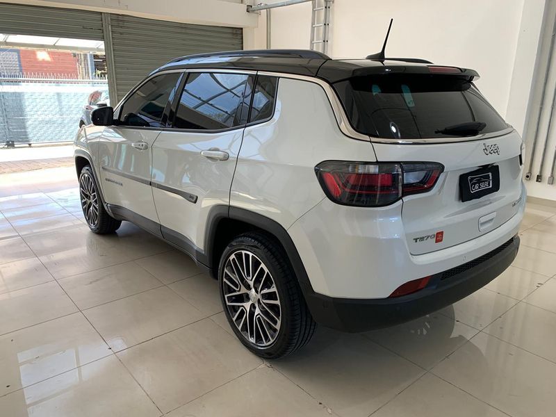 JEEP COMPASS 1.3 T270 TURBO FLEX LIMITED AT6 2023/2023 FÁBIO BERNARDES PORTO ALEGRE / Carros no Vale JEEP COMPASS 1.3 T270 TURBO FLEX LIMITED AT6 2023/2023 FÁBIO BERNARDES PORTO ALEGRE / Carros no Vale