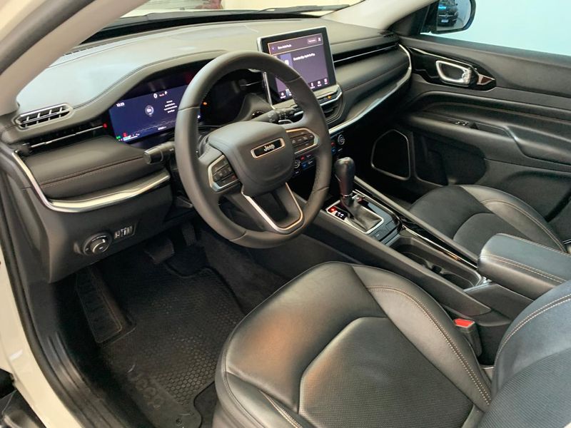 JEEP COMPASS 1.3 T270 TURBO FLEX LIMITED AT6 2023/2023 FÁBIO BERNARDES PORTO ALEGRE / Carros no Vale JEEP COMPASS 1.3 T270 TURBO FLEX LIMITED AT6 2023/2023 FÁBIO BERNARDES PORTO ALEGRE / Carros no Vale