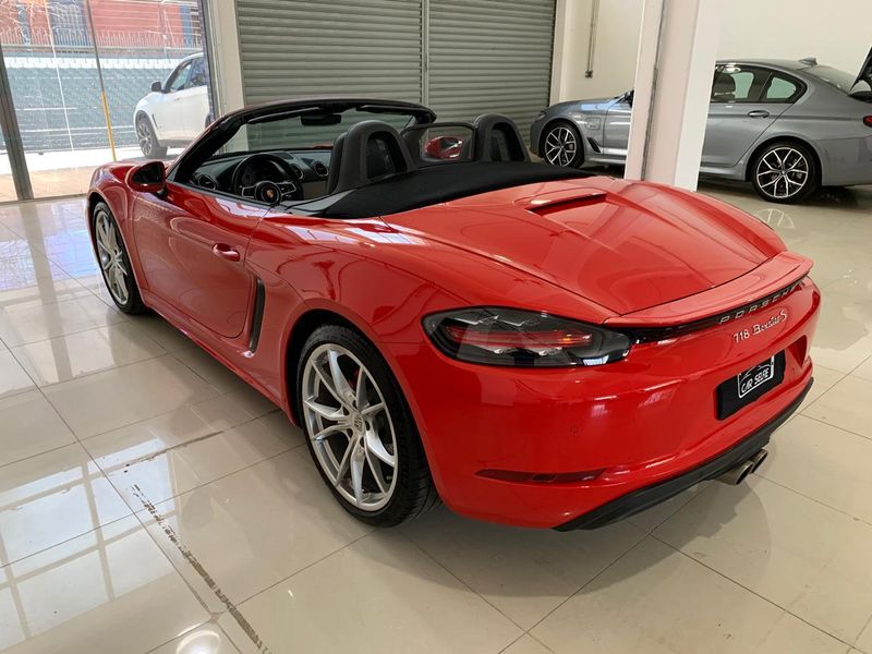 PORSCHE 718 2.5 16V H4 GASOLINA BOXSTER S PDK 2021/2021 FÁBIO BERNARDES PORTO ALEGRE / Carros no Vale PORSCHE 718 2.5 16V H4 GASOLINA BOXSTER S PDK 2021/2021 FÁBIO BERNARDES PORTO ALEGRE / Carros no Vale