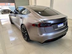 TESLA MODEL S ELÉTRICO PLAID 2021/2021 FÁBIO BERNARDES PORTO ALEGRE / Carros no Vale
