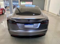 TESLA MODEL S ELÉTRICO PLAID 2021/2021 FÁBIO BERNARDES PORTO ALEGRE / Carros no Vale