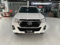 TOYOTA HILUX 2.7 SRV 4X4 CD 16V FLEX 4P AUTOMÁTICO 2019/2020 FÁBIO BERNARDES PORTO ALEGRE / Carros no Vale