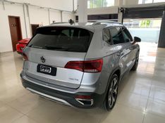 VOLKSWAGEN TAOS 1.4 250 TSI TOTAL FLEX HIGHLINE AUTOMÁTICO 2024/2024 FÁBIO BERNARDES PORTO ALEGRE / Carros no Vale