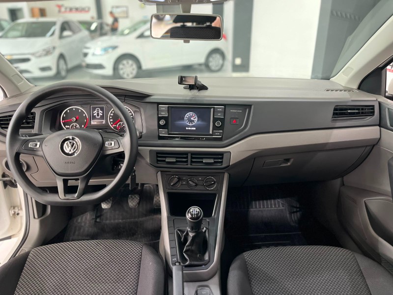 VOLKSWAGEN POLO 1.0 12V 2019/2019 TIAGO AUTOMÓVEIS VENÂNCIO AIRES / Carros no Vale