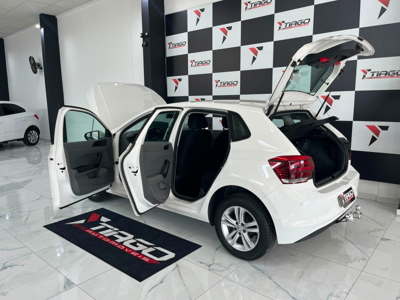 VOLKSWAGEN POLO 1.0 12V 2019/2019 TIAGO AUTOMÓVEIS VENÂNCIO AIRES / Carros no Vale