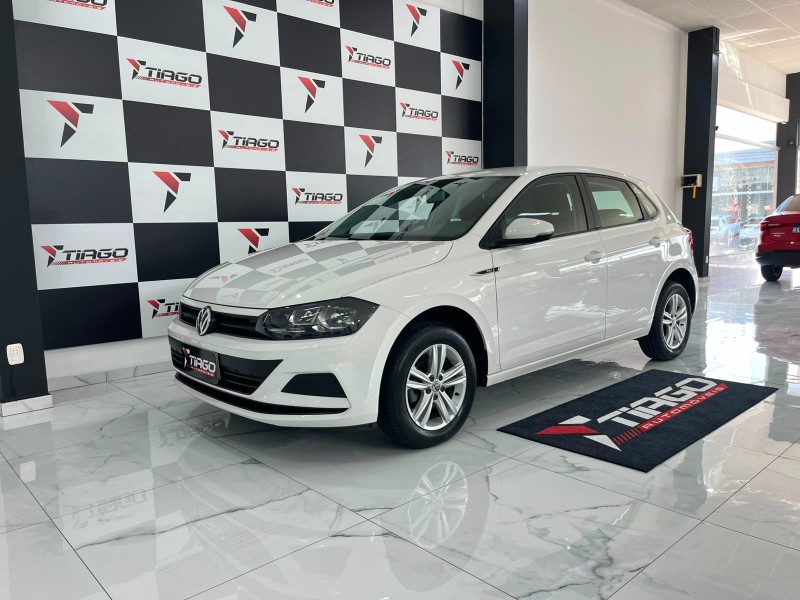 VOLKSWAGEN POLO 1.0 12V 2019/2019 TIAGO AUTOMÓVEIS VENÂNCIO AIRES / Carros no Vale