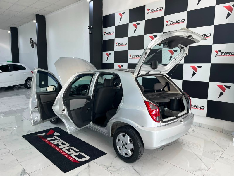 CHEVROLET CELTA 1.0 LS 8V 2013/2013 TIAGO AUTOMÓVEIS VENÂNCIO AIRES / Carros no Vale