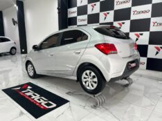 CHEVROLET ONIX HATCH LT 1.0 8V FLEXPOWER 5P MEC. 2019/2019 TIAGO AUTOMÓVEIS VENÂNCIO AIRES / Carros no Vale