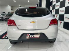CHEVROLET ONIX HATCH LT 1.0 8V FLEXPOWER 5P MEC. 2019/2019 TIAGO AUTOMÓVEIS VENÂNCIO AIRES / Carros no Vale