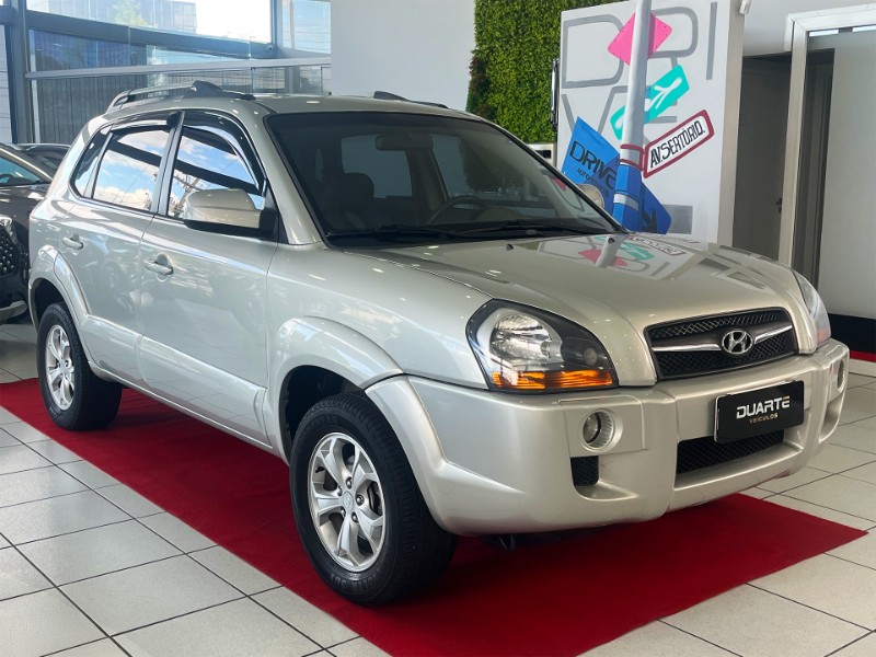 HYUNDAI TUCSON GLS 2.0 16V AUT. 2013/2014 DUARTE VEÍCULOS PORTO ALEGRE / Carros no Vale