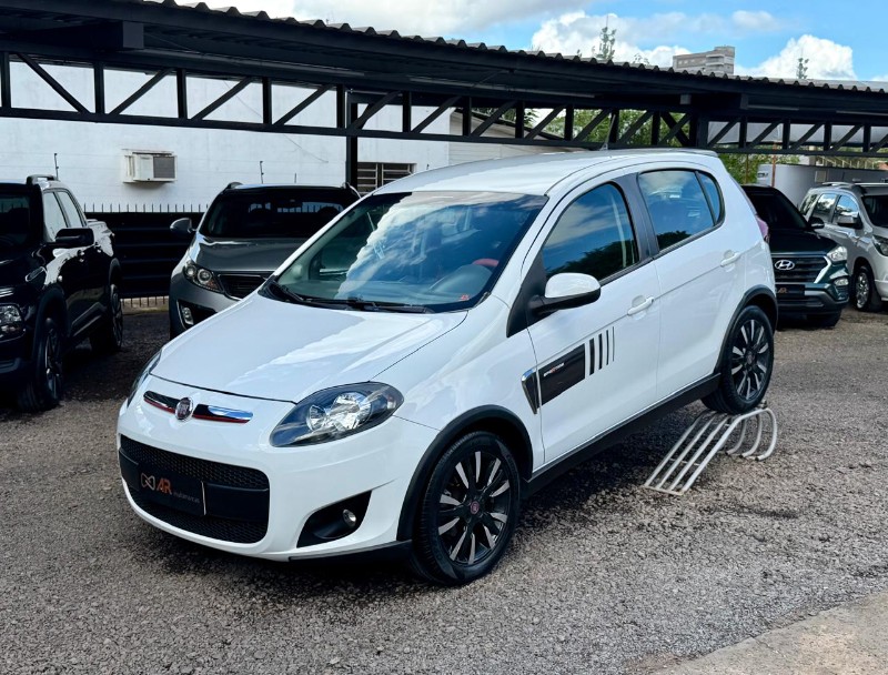 FIAT PALIO SPORTING 1.6 FLEX 16V 5P /2013 AR MULTIMARCAS VENÂNCIO AIRES / Carros no Vale