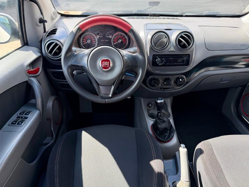FIAT PALIO SPORTING 1.6 FLEX 16V 5P /2013 AR MULTIMARCAS VENÂNCIO AIRES / Carros no Vale