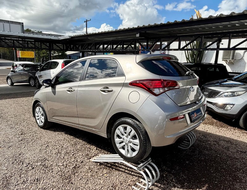 HYUNDAI HB20 1.6 COMFORT /2019 AR MULTIMARCAS VENÂNCIO AIRES / Carros no Vale