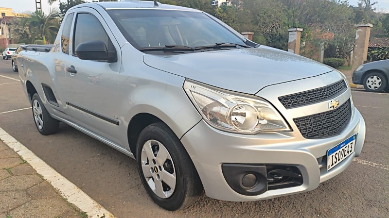 CHEVROLET MONTANA LS 1.4 ECONOFLEX 8V 2P 2011/2011 ADRIANO VEÍCULOS CRUZEIRO DO SUL / Carros no Vale
