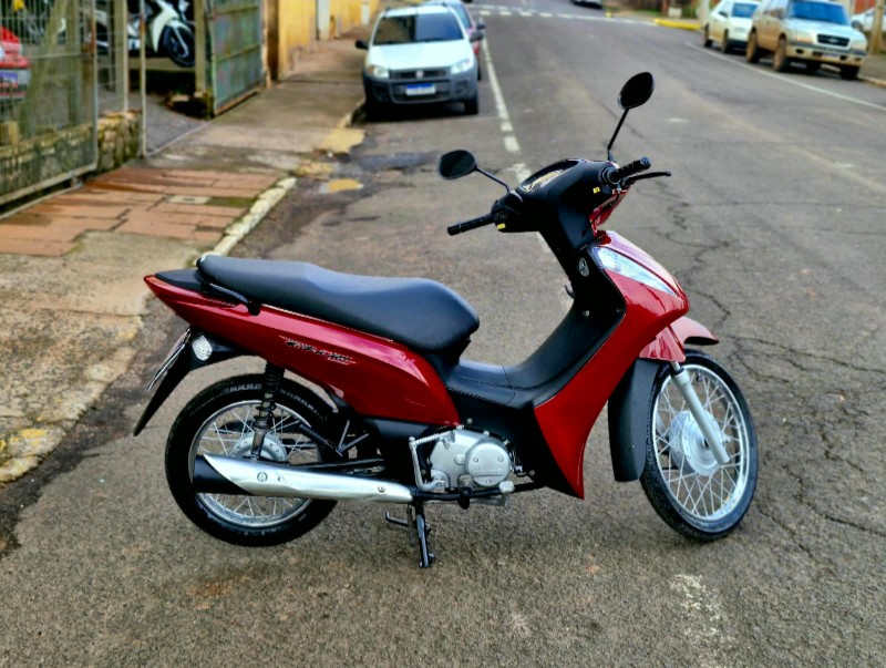 HONDA MOTOS BIZ 125 ES 2013/2013 CRUZEIRO MULTIMARCAS CRUZEIRO DO SUL / Carros no Vale HONDA MOTOS BIZ 125 ES 2013/2013 CRUZEIRO MULTIMARCAS CRUZEIRO DO SUL / Carros no Vale
