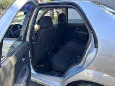 FIAT SIENA EL 1.0 MPI FIRE FLEX 8V 4P 2010/2010 LS MULTIMARCAS VENÂNCIO AIRES / Carros no Vale