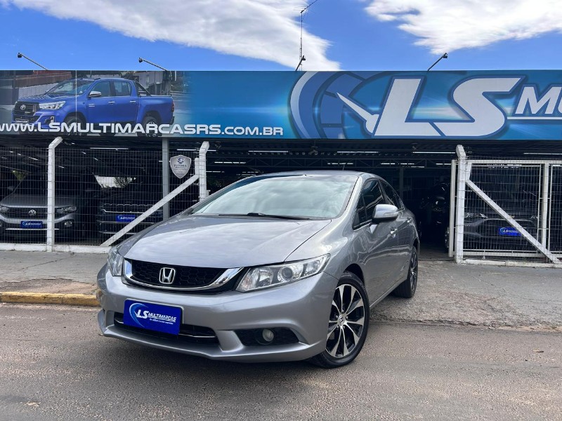 HONDA CIVIC SEDAN LXR 2.0 FLEXONE 16V AUT. 4P 2016/2016 LS MULTIMARCAS VENÂNCIO AIRES / Carros no Vale HONDA CIVIC SEDAN LXR 2.0 FLEXONE 16V AUT. 4P 2016/2016 LS MULTIMARCAS VENÂNCIO AIRES / Carros no Vale
