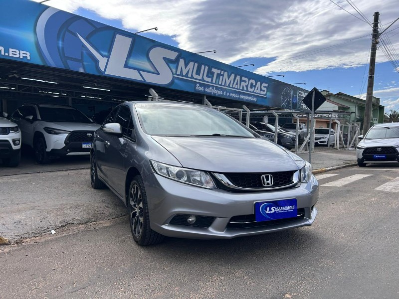 HONDA CIVIC SEDAN LXR 2.0 FLEXONE 16V AUT. 4P 2016/2016 LS MULTIMARCAS VENÂNCIO AIRES / Carros no Vale HONDA CIVIC SEDAN LXR 2.0 FLEXONE 16V AUT. 4P 2016/2016 LS MULTIMARCAS VENÂNCIO AIRES / Carros no Vale