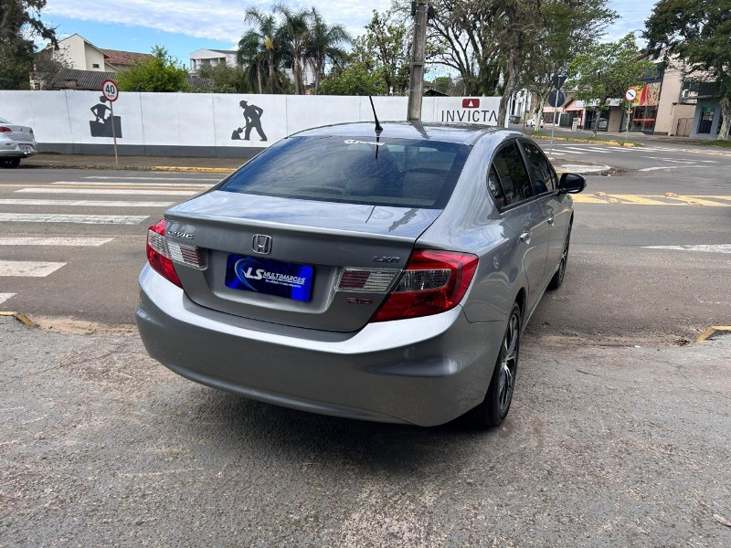 HONDA CIVIC SEDAN LXR 2.0 FLEXONE 16V AUT. 4P 2016/2016 LS MULTIMARCAS VENÂNCIO AIRES / Carros no Vale HONDA CIVIC SEDAN LXR 2.0 FLEXONE 16V AUT. 4P 2016/2016 LS MULTIMARCAS VENÂNCIO AIRES / Carros no Vale