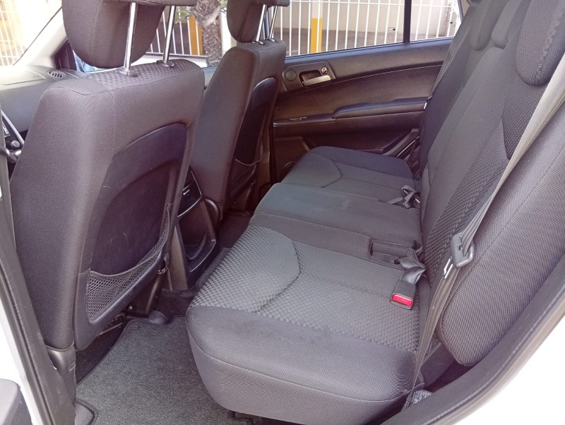 SSANGYONG KYRON 2010/2010 ALTERNATIVA VEÍCULOS LAJEADO / Carros no Vale