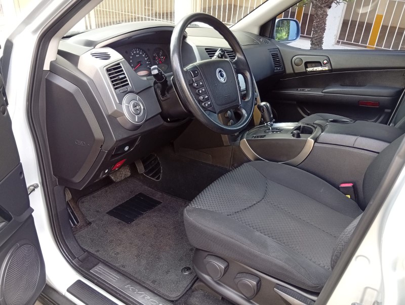 SSANGYONG KYRON 2010/2010 ALTERNATIVA VEÍCULOS LAJEADO / Carros no Vale