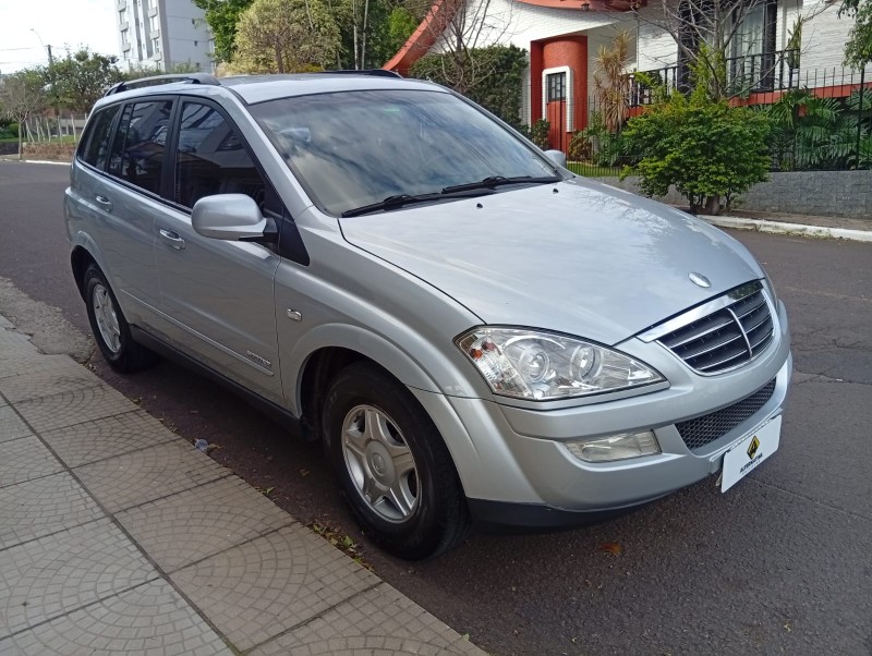 SSANGYONG KYRON 2010/2010 ALTERNATIVA VEÍCULOS LAJEADO / Carros no Vale