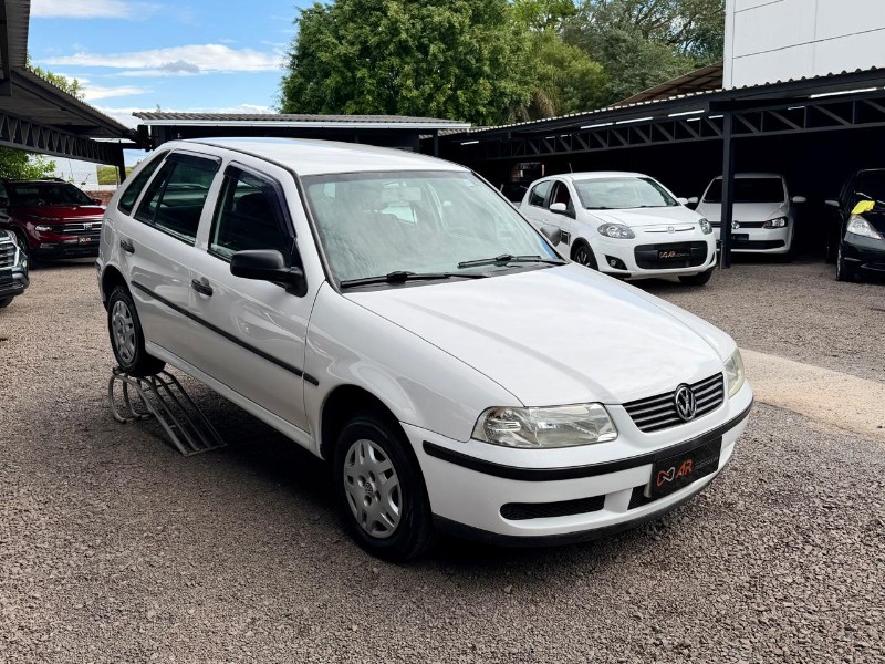 VOLKSWAGEN GOL 1.0 /2003 AR MULTIMARCAS VENÂNCIO AIRES / Carros no Vale