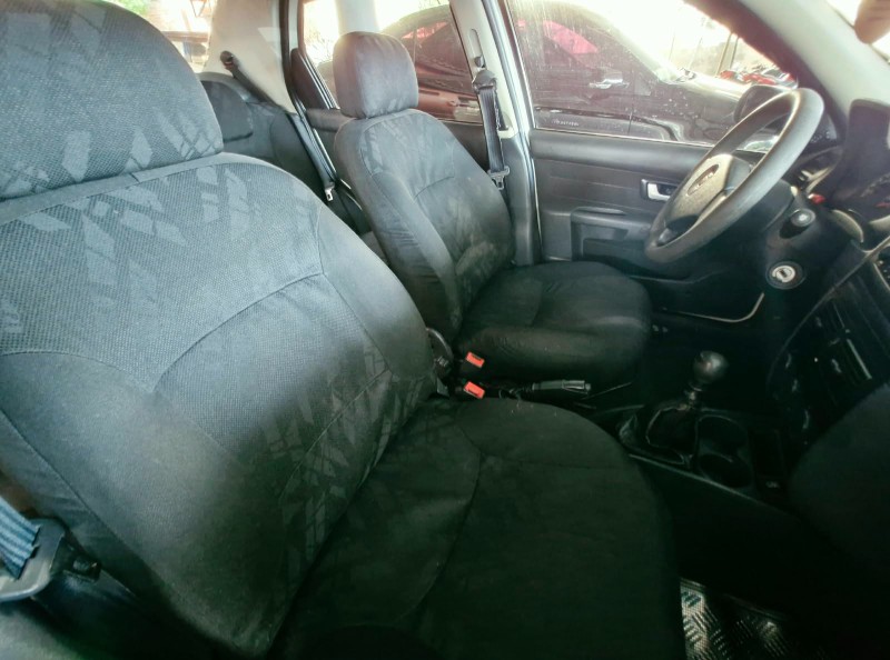 FIAT SIENA 1.0 EL 8V 2010/2011 CRUZEIRO MULTIMARCAS CRUZEIRO DO SUL / Carros no Vale