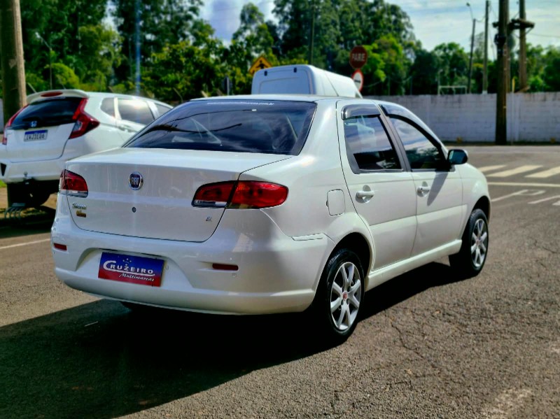FIAT SIENA 1.0 EL 8V 2010/2011 CRUZEIRO MULTIMARCAS CRUZEIRO DO SUL / Carros no Vale