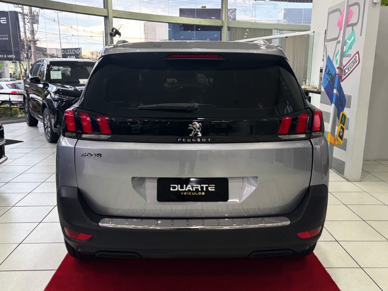 PEUGEOT 5008 GRIFFE PACK 1.6 TURBO 16V 2018/2019 DUARTE VEÍCULOS PORTO ALEGRE / Carros no Vale