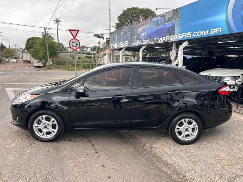 FORD FIESTA SEDAN 1.6 16V FLEX MEC. 2016/2016 LS MULTIMARCAS VENÂNCIO AIRES / Carros no Vale