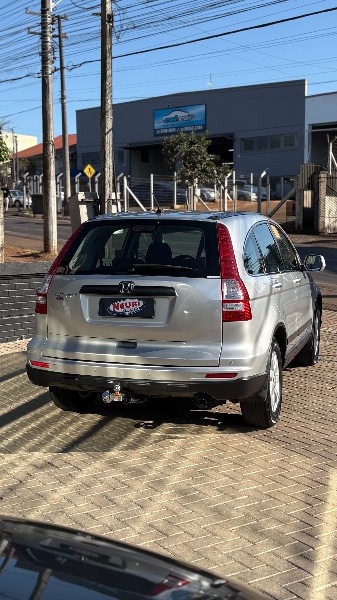 HONDA CR-V LX 2.0 16V 2WD/2.0 FLEXONE AUT. 2010/2010 NEURI VEÍCULOS LAJEADO / Carros no Vale HONDA CR-V LX 2.0 16V 2WD/2.0 FLEXONE AUT. 2010/2010 NEURI VEÍCULOS LAJEADO / Carros no Vale