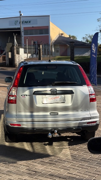 HONDA CR-V LX 2.0 16V 2WD/2.0 FLEXONE AUT. 2010/2010 NEURI VEÍCULOS LAJEADO / Carros no Vale HONDA CR-V LX 2.0 16V 2WD/2.0 FLEXONE AUT. 2010/2010 NEURI VEÍCULOS LAJEADO / Carros no Vale