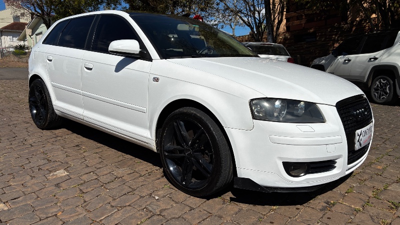 AUDI A3 2.0 TFSI SPORTBACK 16V S-TRONIC 2008/2008 COMPLETO VEÍCULOS GUAPORÉ / Carros no Vale