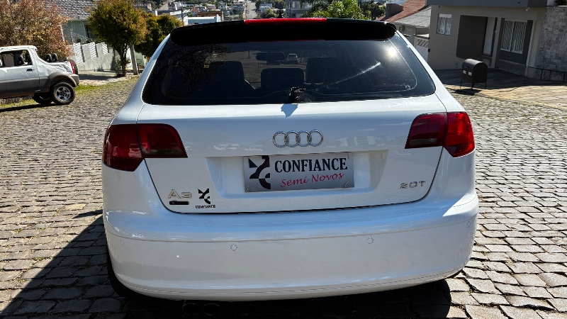 AUDI A3 2.0 TFSI SPORTBACK 16V S-TRONIC 2008/2008 COMPLETO VEÍCULOS GUAPORÉ / Carros no Vale